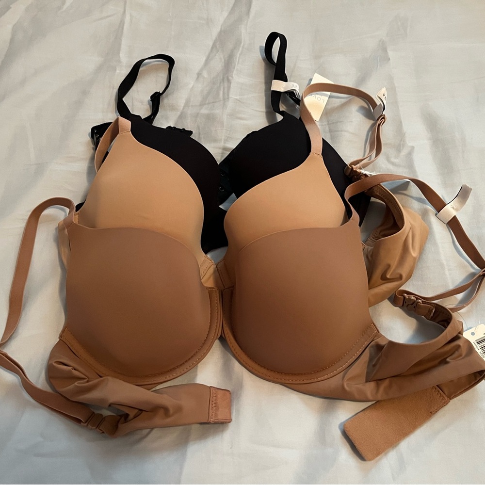 GAP T-shirt Bras 32A (3 bras)